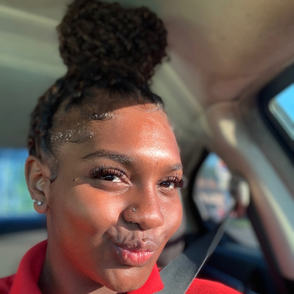 Meet your Posher, Dahmear